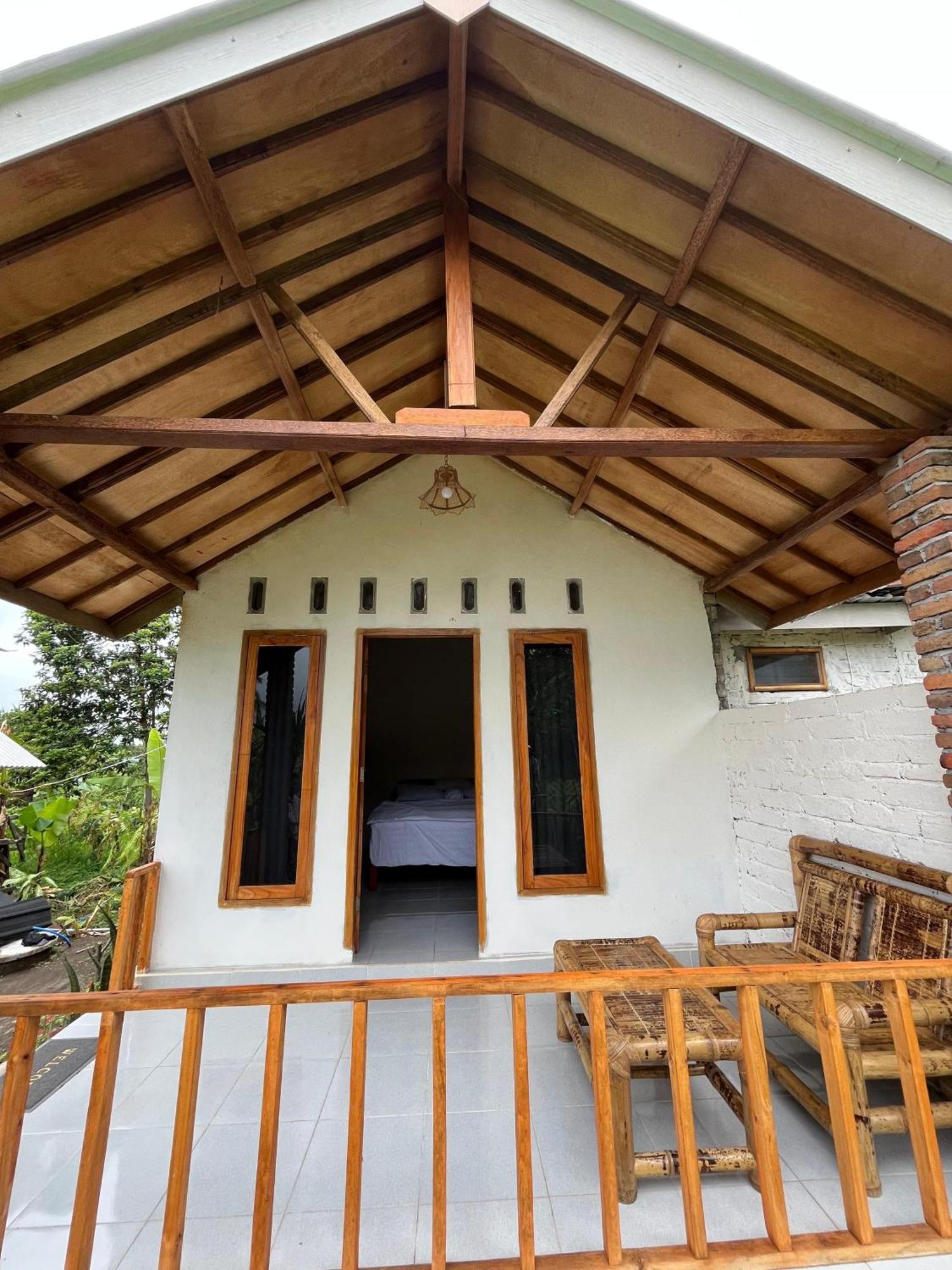 Asan Rinjani Homestay Тетебату Экстерьер фото
